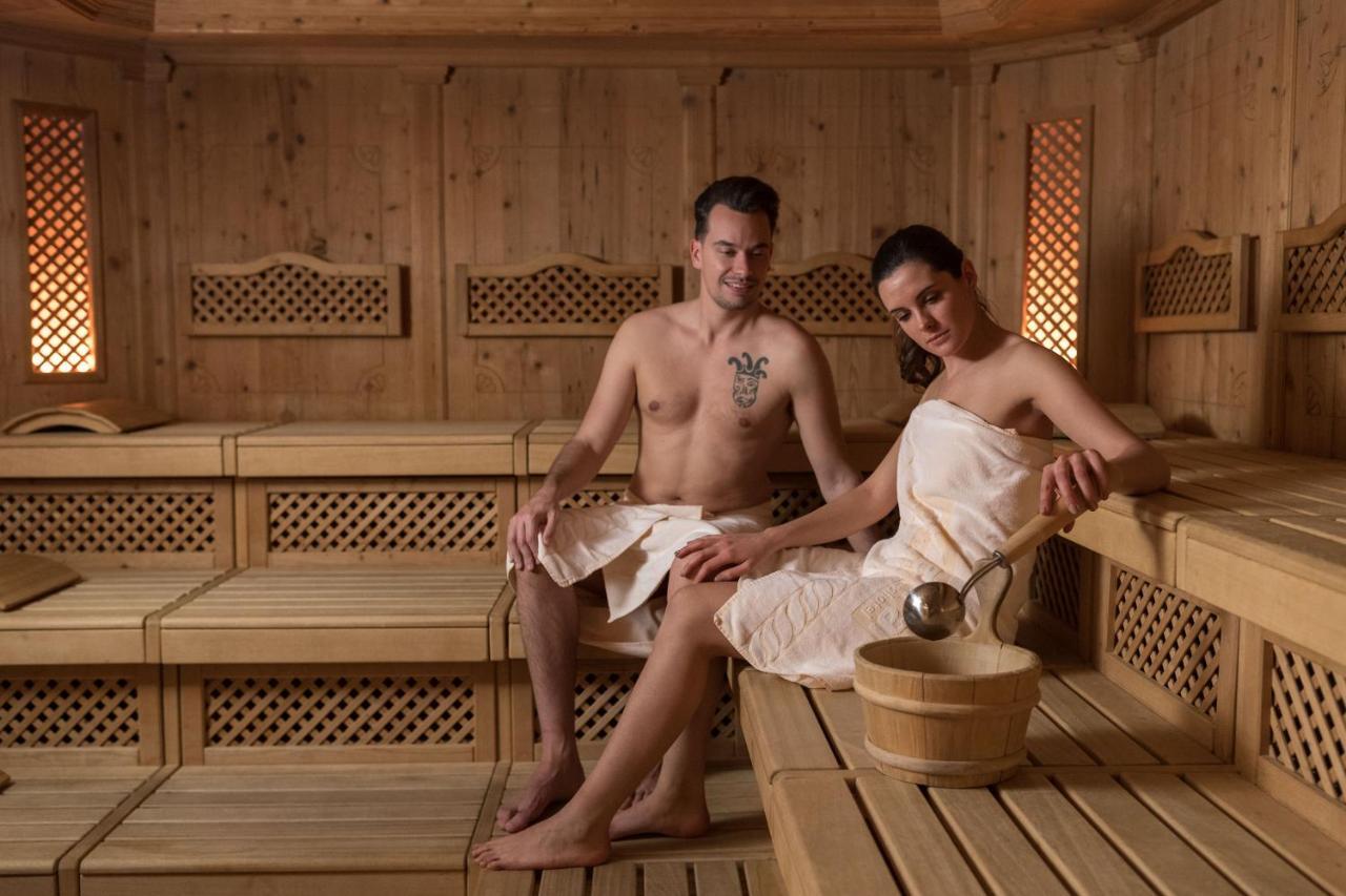 Aktiv & Wellnesshotel Zentral Prato allo Stelvio Dış mekan fotoğraf